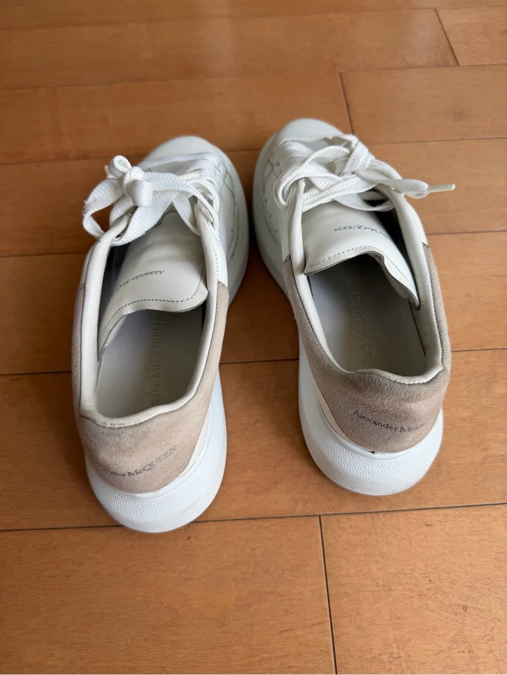 Alexander McQueen White Leather Platform Sneakers - Picture 7 of 9